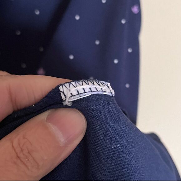 Lady Hagen Essentials Blue Print Sleeveless Collared Polo Shirt Size Medium - Picture 8 of 8